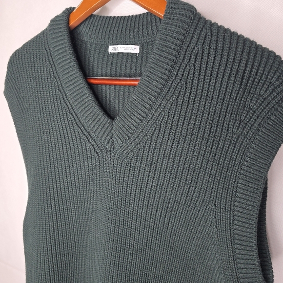 Zara Sweater Vest Hunter Green Preppy Academia Relaxed Oversized Pullover Medium - Picture 3 of 12